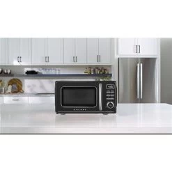 Galanz Retro 0.7-cu Ft 700-Watt Countertop Microwave - Black 11 Galanz Retro 0.7-cu Ft 700-Watt Countertop Microwave - Black -Home Appliance Store 330996275 AlternateImage4 l