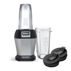 Nutri Ninja Pro 24-oz Black/Silver 900-Watt Blender